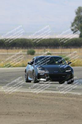 media/Sep-14-2025-Speed Ventures (Sun) [[b2951cd086]]/Yellow/Session 2 (Grapevine)/